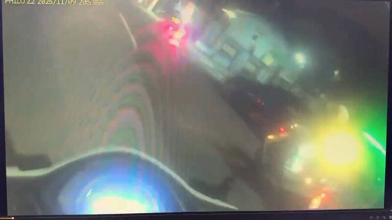 警方见张男驾车逃逸，出动3辆警用机车追捕。（记者吴升儒翻摄）