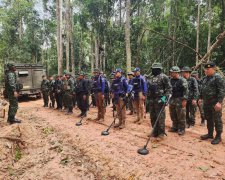 士兵边境触地雷断腿 泰国总理中止与柬埔寨停火协议