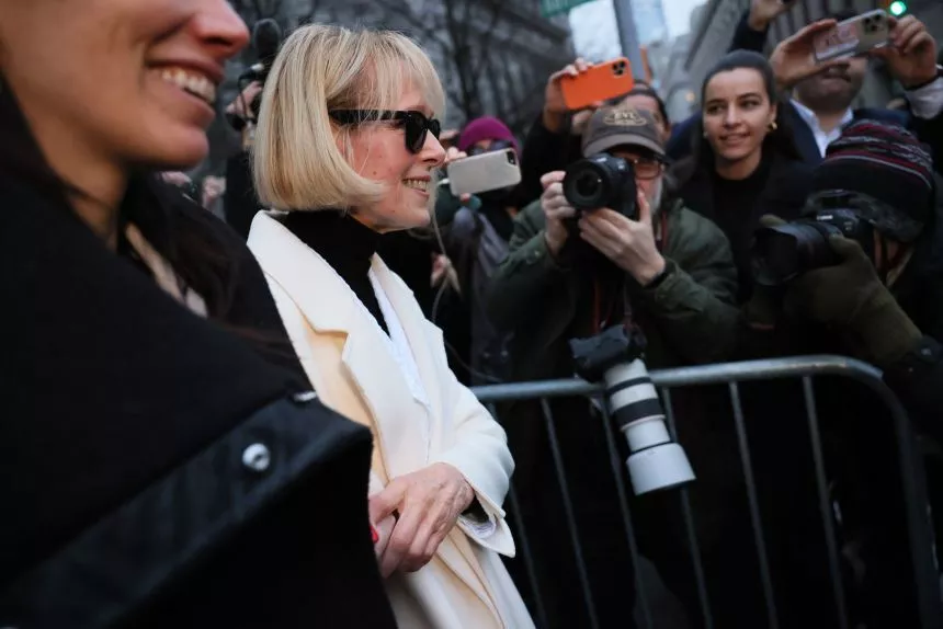 多次为性侵案翻案失败后,特朗普要闹到最高法