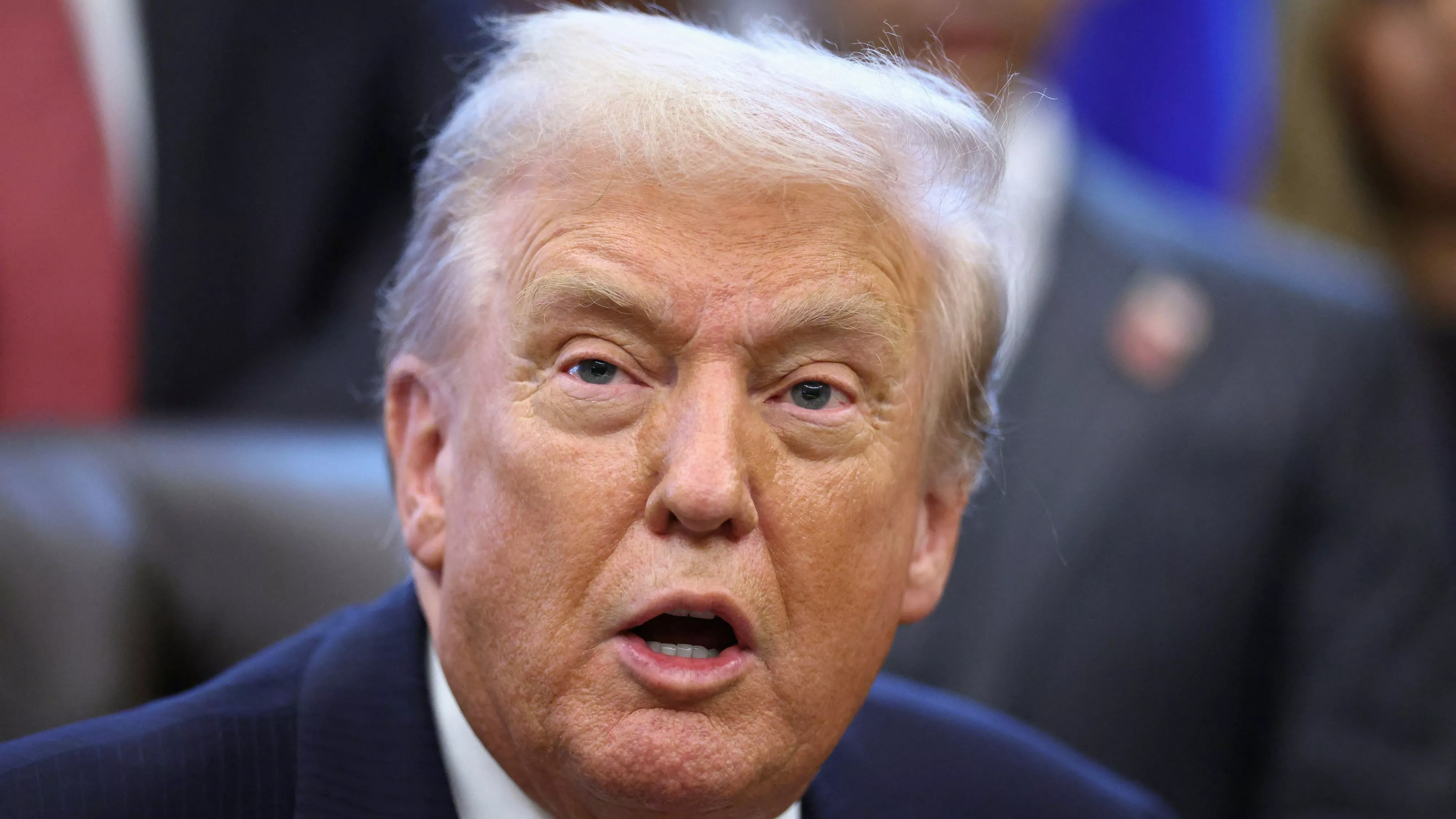 川普:若关税被裁定无效 美国恐将还债20万亿美元