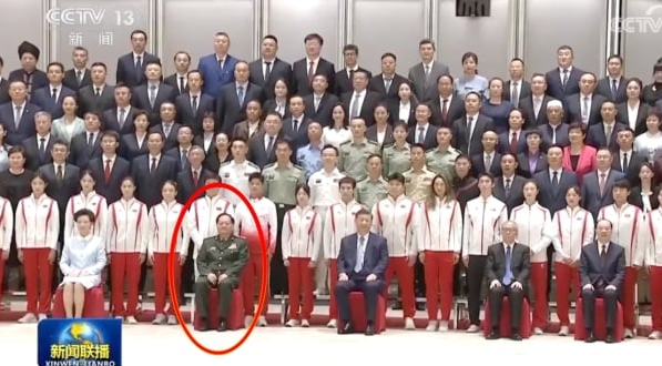 张又侠罕见现身 军头铁三角露峥嵘