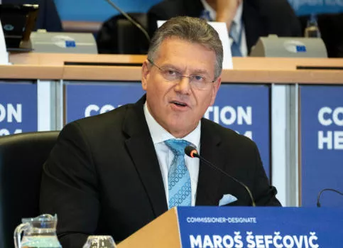 欧盟要对小包裹下手，“九成来自中国”