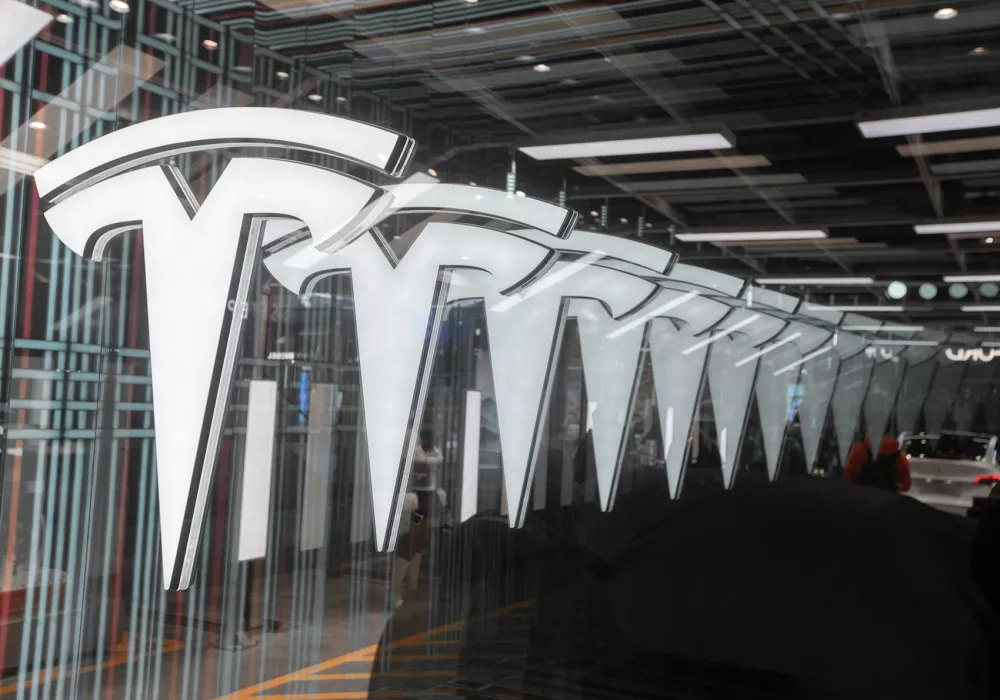 特斯拉AI高管警告：2026年将是员工最艰难的一年！