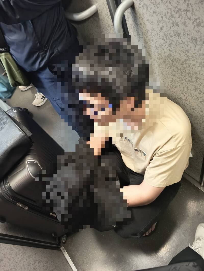 陈姓嫌犯从新竹搭火车到台南善化莲潭里行窃，警方北上逮人。（民众提供）