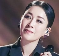 被曝家丑2个月后 那英仅用2个举动 竟实现了口碑反转！