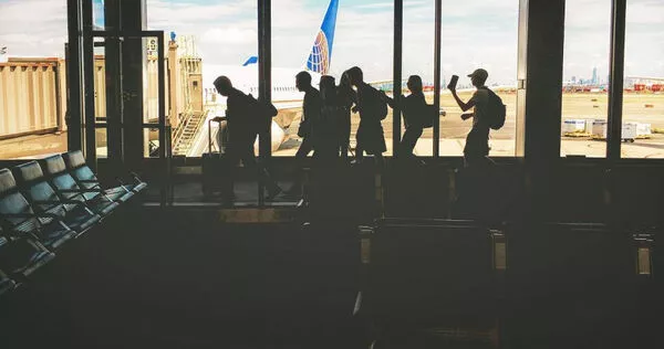 经营22年航空公司Blue Islands突倒闭 全航班一夜取消