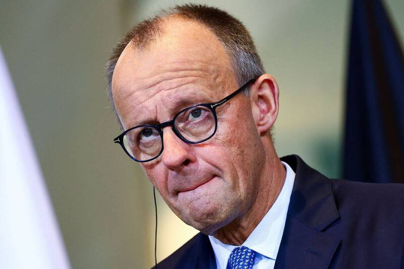 梅尔茨13日在柏林一个商业会议上表示，他将对中国科技巨头华为采取更强硬立场，不会允许任何来自中国的零件用于6G网路。（路透）