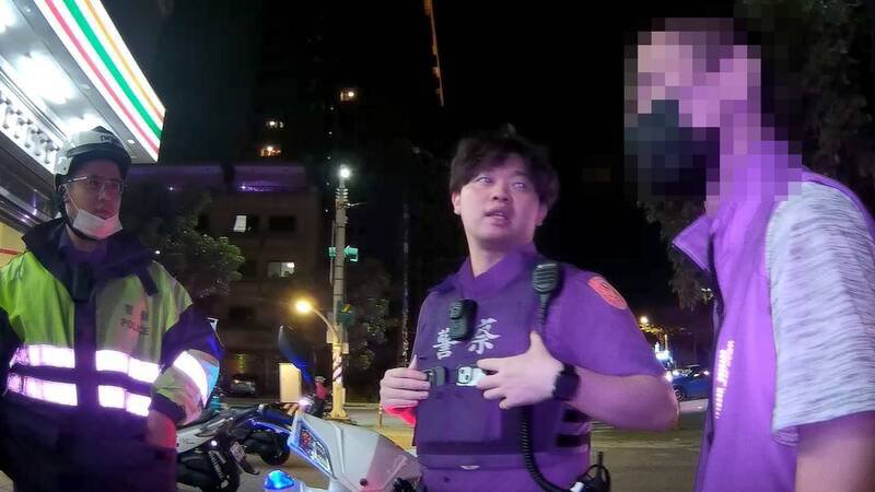 警方发动拦截围捕迅速找到邱男与卓男，没想到全案竟是1场自导自演的分手戏码。（记者郑淑婷翻摄）