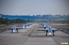 美对台3.3亿美元军售 中国跳脚:强烈不满、向美严正交涉