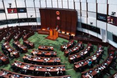 香港立法会选举风声鹤唳!3人转贴民运人士脸书贴文 被控煽动不投票