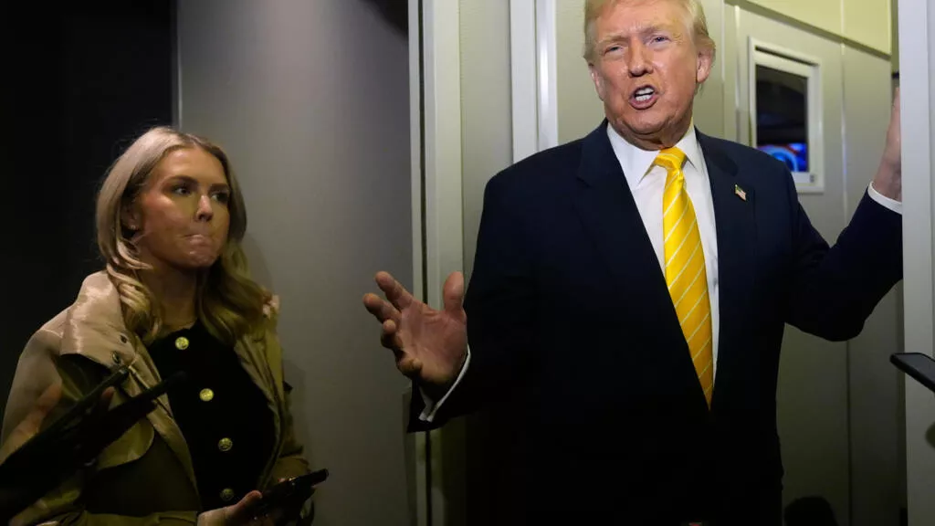 川普发长文：我刚签署了法案 公开爱泼斯坦案文件！