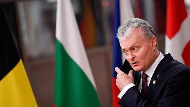 禁止所有中国外交官入境，他比美国还嚣张