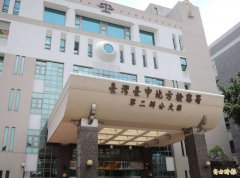 超狠！新生男婴被推落坠楼全身骨折不治 台中狠母被起诉