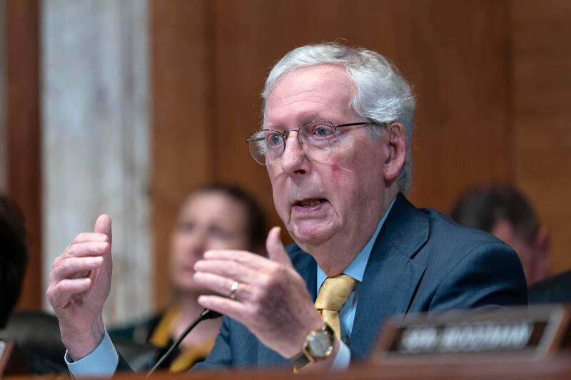 美国共和党大佬麦康奈怒批，绥靖侵略者不会有和平。（美联社资料照）