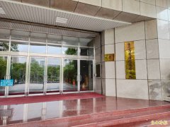 销毁私烟趁机偷运变卖 冈山焚化厂3员工大赚百万元