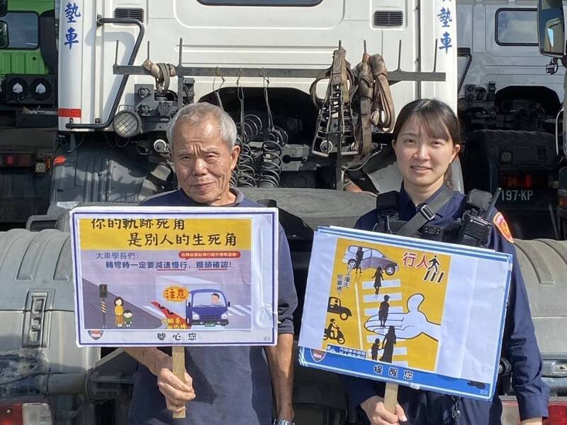 平镇警方加强取缔大型车违规守护用路安全，双管齐下执法宣导降低大型车事故风险。（平镇警方提供）