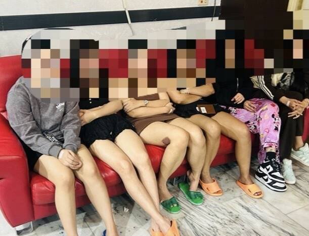 善化警方联手移民署，破获以泰妹选妃为号召的应召站。（民众提供）