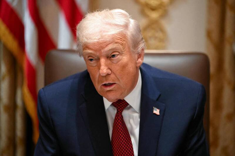 美国总统川普推出1项计划，旨在为能够支付至少100万美元的富裕外国人提供快速获得美国签证的途径。（法新社）