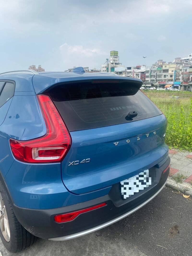 轿车雨刷遭拆毁。（图由民众提供）