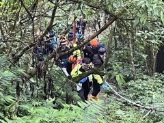 81岁领队率山友登新北中坑古道 疑心肌梗塞送医不治