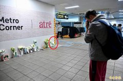 民众献花为死者哀悼!知名手摇饮老板一袋饮料混入 被骂爆急关社群