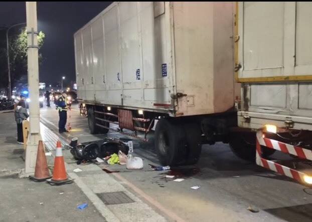 事故现场令人怵目惊心。（民众提供）