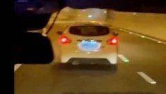 国道遭拦挨批乌龟车挡路 拦车驾驶还自称「吵架专门科」