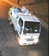 暗夜闯清洁队!乱倒整车事业废弃物下场曝