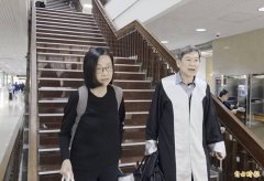 晶华滚床案乌龙 张淑娟状告周玉蔻求偿2千万 周：我有查证