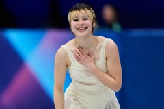 问鼎冬奥花式滑冰金牌 美国华裔女将曾遭中国特务监控