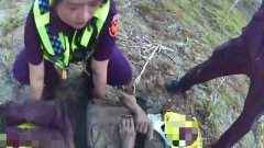 奇迹生还!台东独居翁坠山坡受困3日 靠「木棍引水」撑过死劫