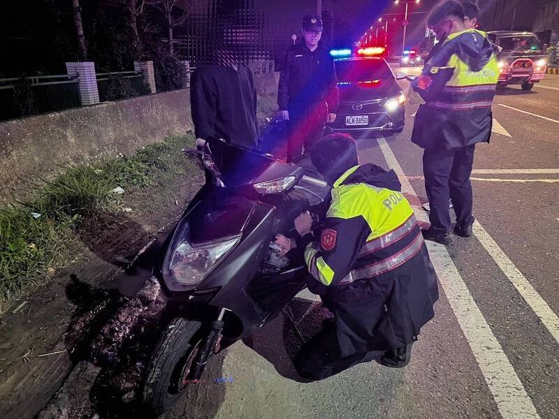 扫荡新竹县新丰湖口地区飙车歪风，检警跨县市拘提改装车业者和骑手。（新湖警分局提供）