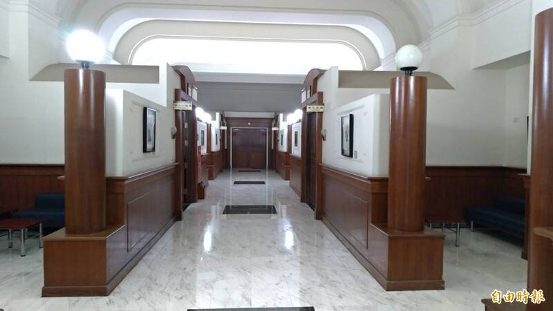 越南移工黎光明涉为了用浴厕小问题、持水果刀刺杀同乡移工海姓男子重创、幸幸免于难，台南地院依杀人未遂罪判黎男六年徒刑、并在刑期执行后驱逐出境。（资料照，记者王俊忠摄）