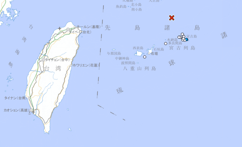 日本宫古岛西北方海域发生规模5.5地震，同区域近几天以来连震不停。（图撷自日本气象厅）