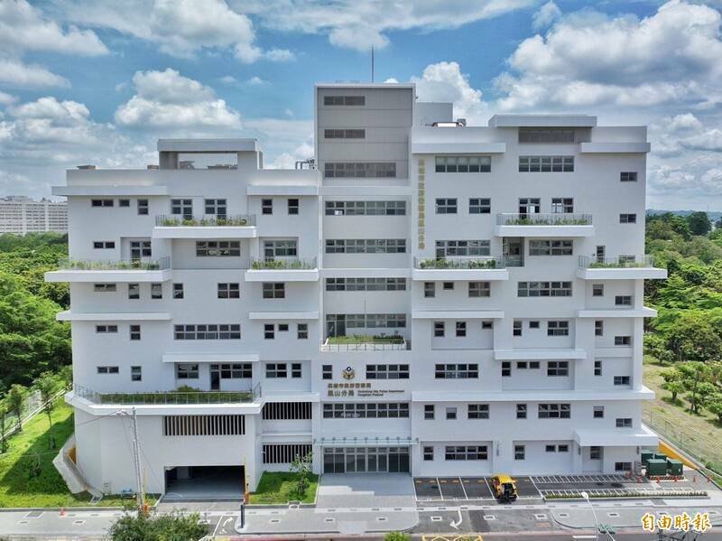 高市凤山区中仑四路一间五金卖场发生抢案，凤山警分局4小时逮捕嫌犯。（资料照）