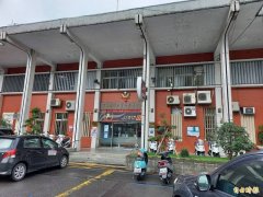 宜县驾训班教练被控熊抱女学员 警依违反性骚扰防治法送办