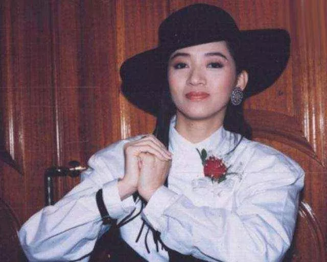 著名女演员50岁在片场离世,死后器官捐献救8人