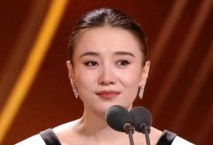 金鹰奖名场面！宋佳二封视后于和伟拿视帝 杨紫遗憾陪跑咬牙鼓掌