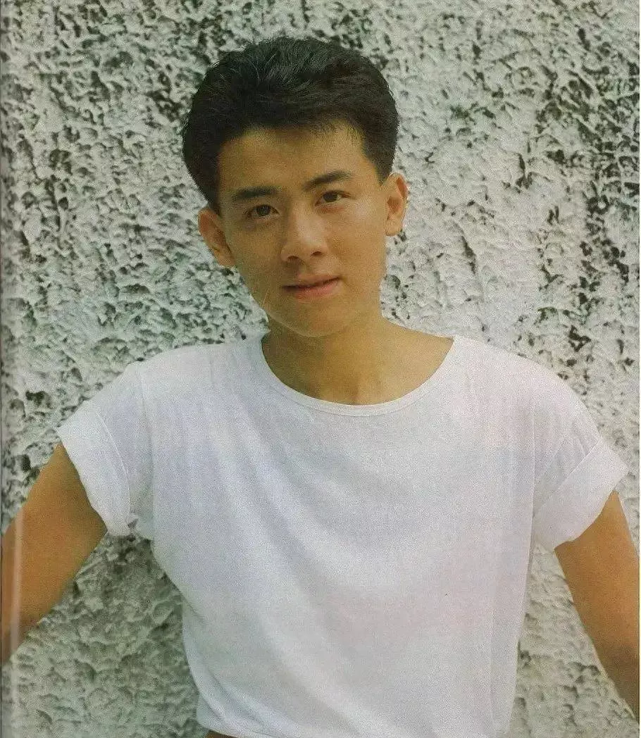 曾演红孩儿!香港女星许秋怡与王书麒同居30年,二人至今未注册结婚