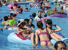 日本秋老虎超凶！东京创史上最晚「真夏日」 128地飙破30℃