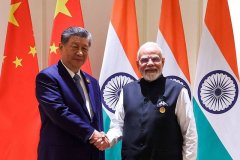 金砖国家峰会见习近平 印度总理莫迪：印中分歧不应演变为争端