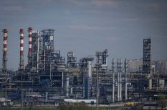 泽伦斯基曝续攻俄国炼油厂 军事分析家：基辅没理由停止